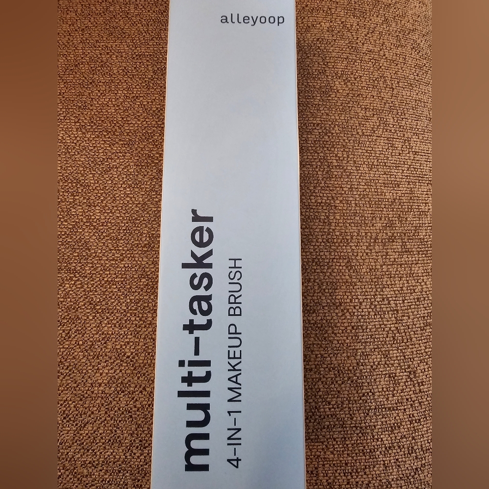 4 in 1 make-up brush